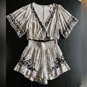 American Eagle 2 pc short outfit Size M